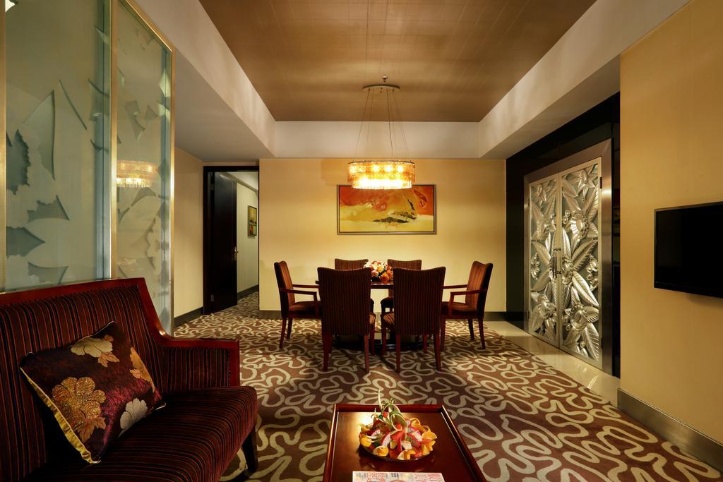 Shenzhen Caa Holy Sun Hotel, Luohu Railway Station Экстерьер фото